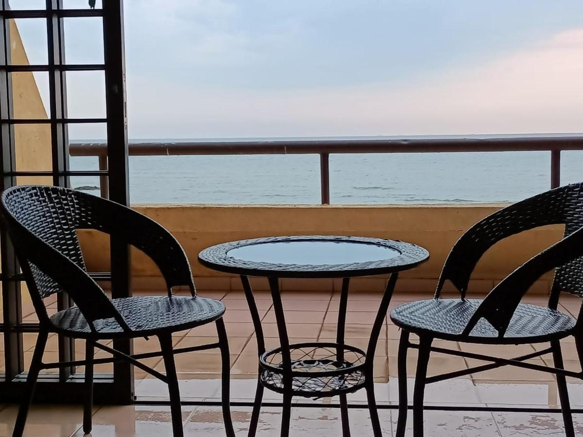 Port Dickson Seaview Homestay Bagian luar foto