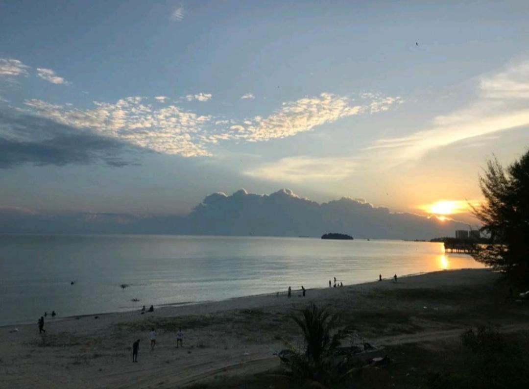 Port Dickson Seaview Homestay Bagian luar foto